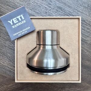 YETI Cocktail Shaker (w built in strainer) Lid